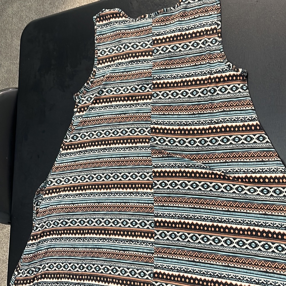 XL - Picture 2 of 2